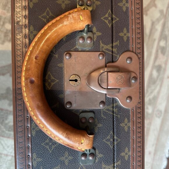 Vintage Louis Vuitton Suitcase - Picture 9 of 16